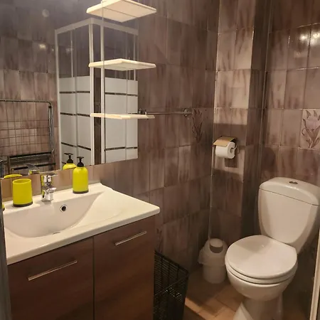Apartment Proche De La *